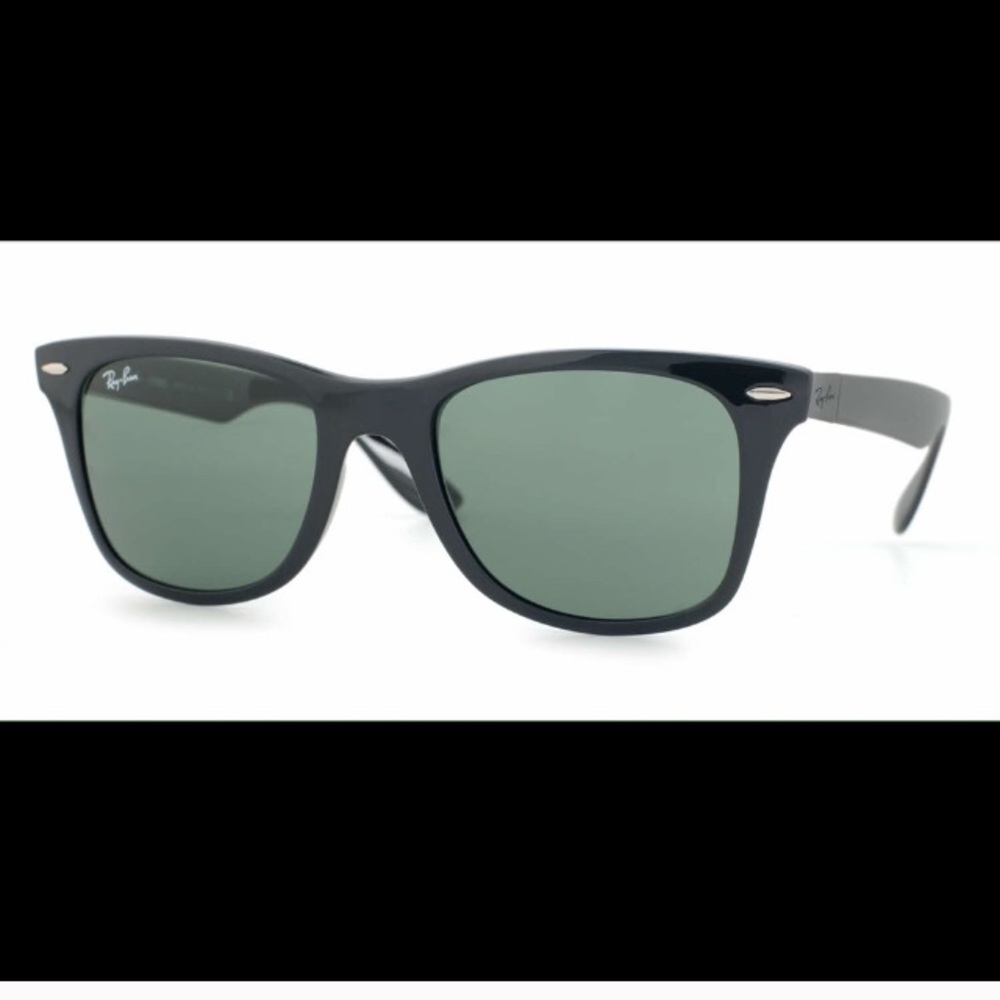 Ray Bans Polarized Wayfarer sunglasses 🕶 😎